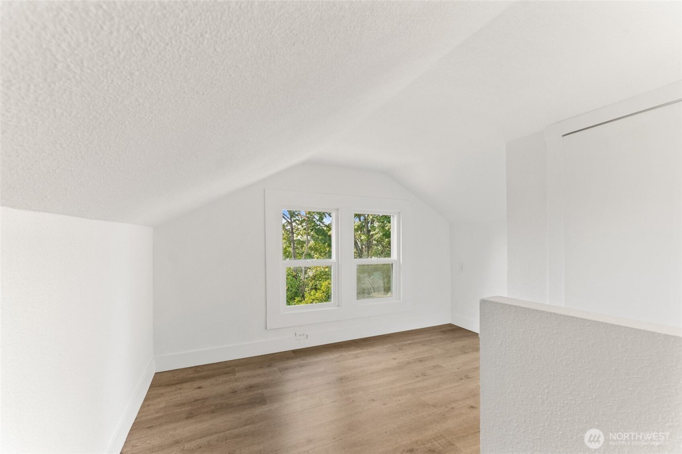 5154 S Creston Street , Seattle, WA 98178-2110