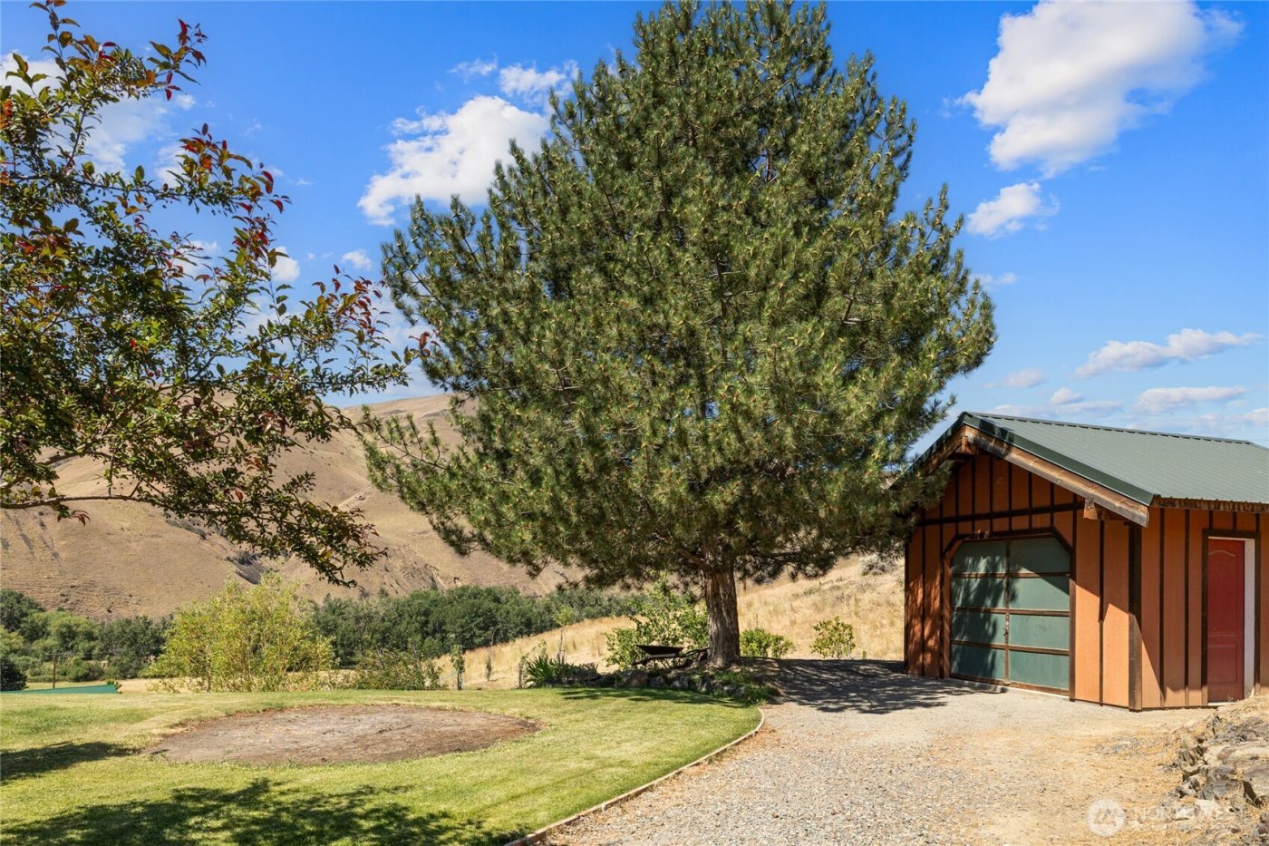 23001 SR 821 , Ellensburg, WA 98926