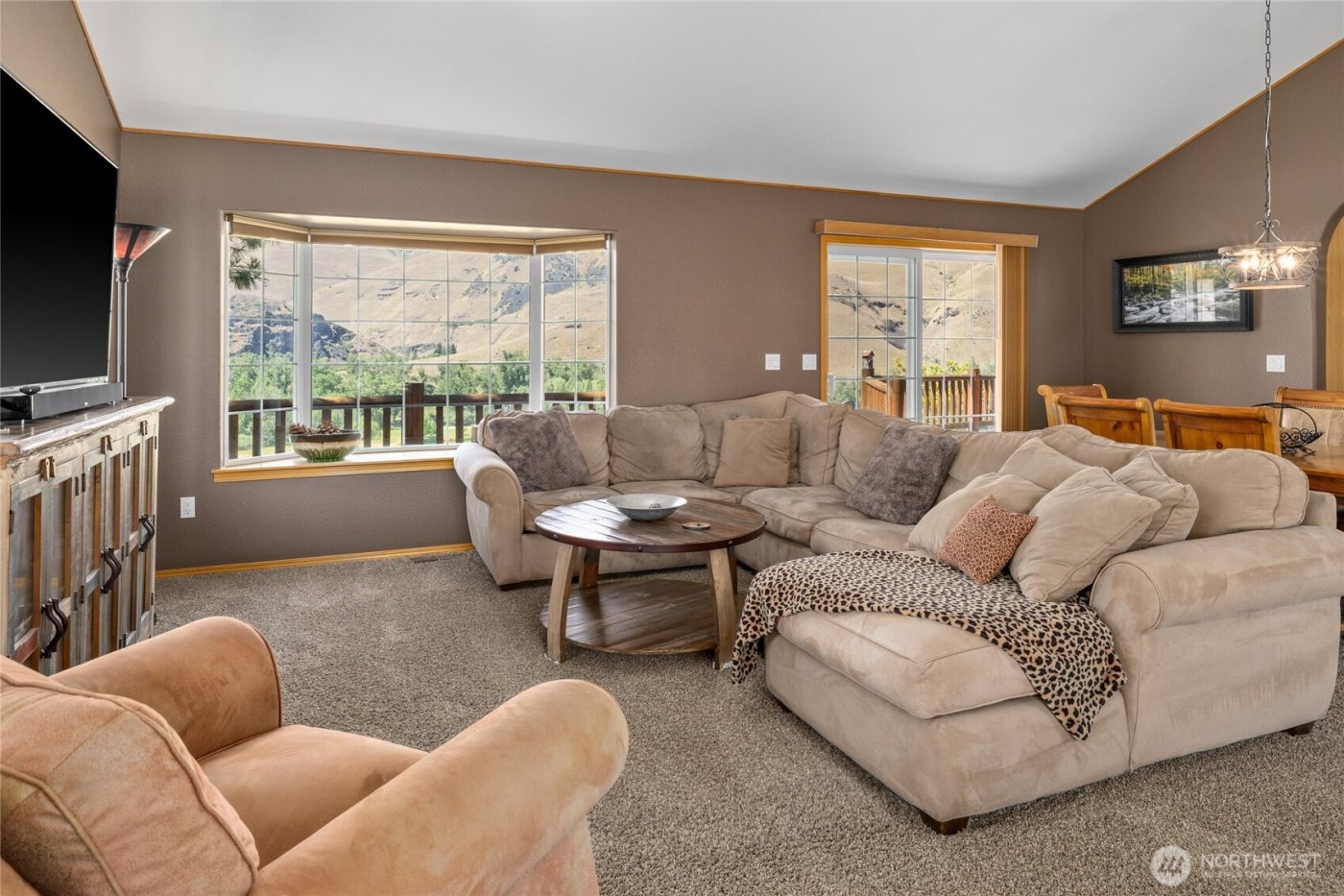 23001 SR 821 , Ellensburg, WA 98926