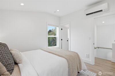 3112 W Raye Street , Seattle, WA 98199 - Photo 15