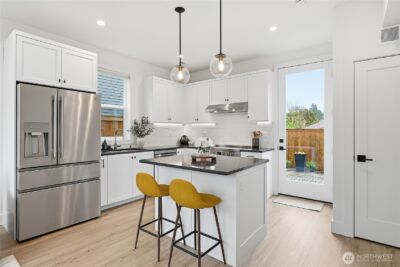 3112 W Raye Street , Seattle, WA 98199 - Photo 6