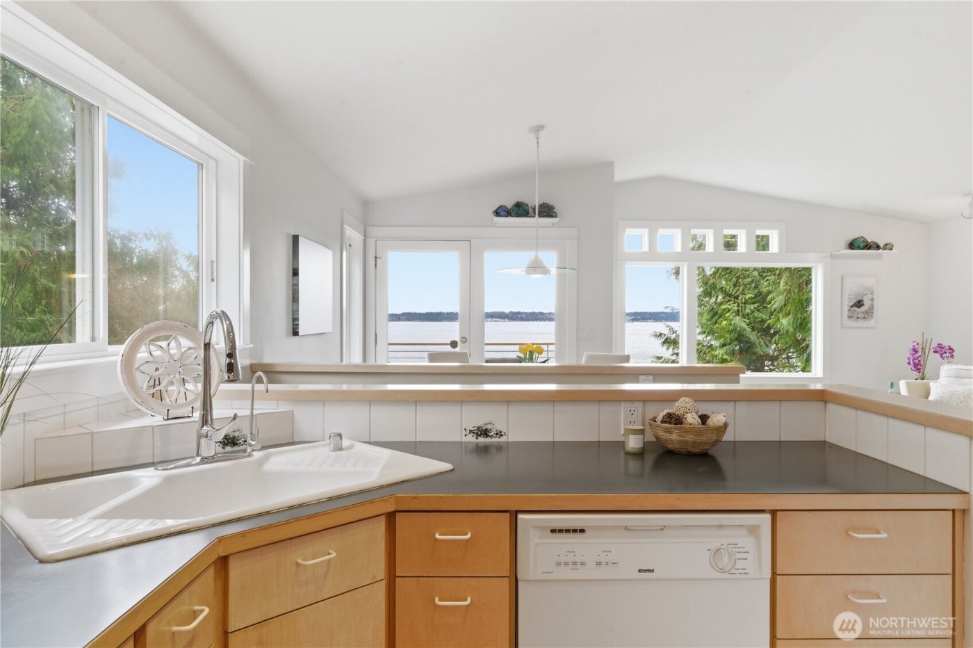 610 Tala Shore Drive , Port Ludlow, WA 98365