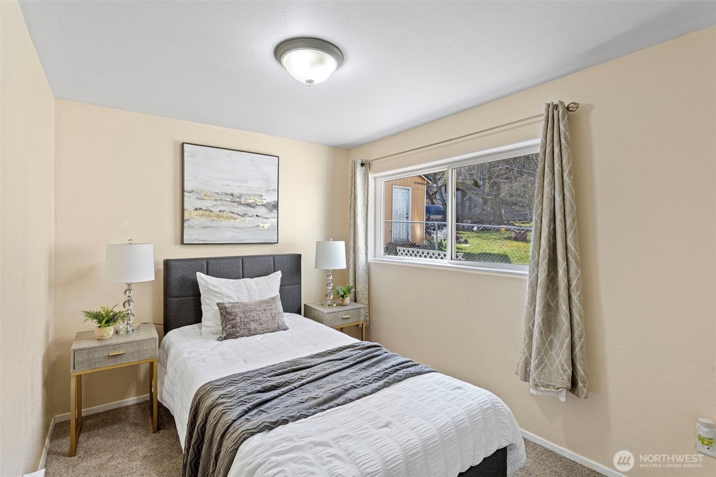 1428 E 32nd Street , Tacoma, WA 98404