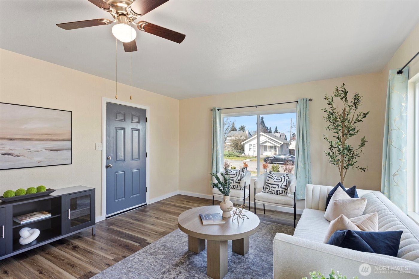 1428 E 32nd Street , Tacoma, WA 98404