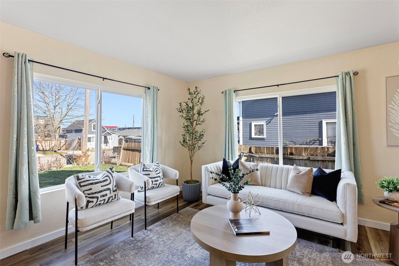 1428 E 32nd Street , Tacoma, WA 98404