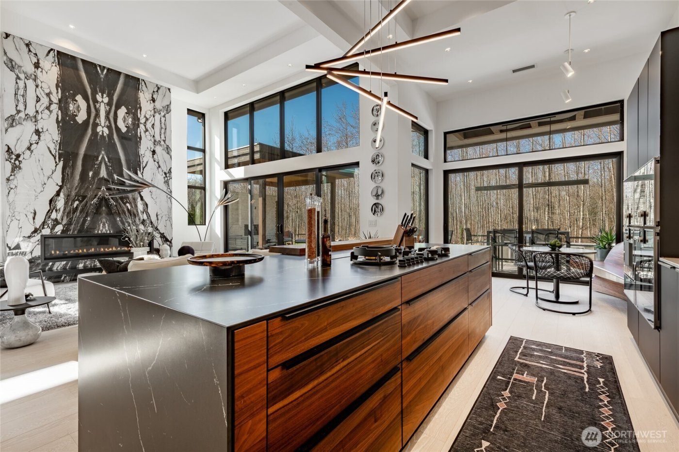 5684 Lux Lane , Blaine, WA 98230