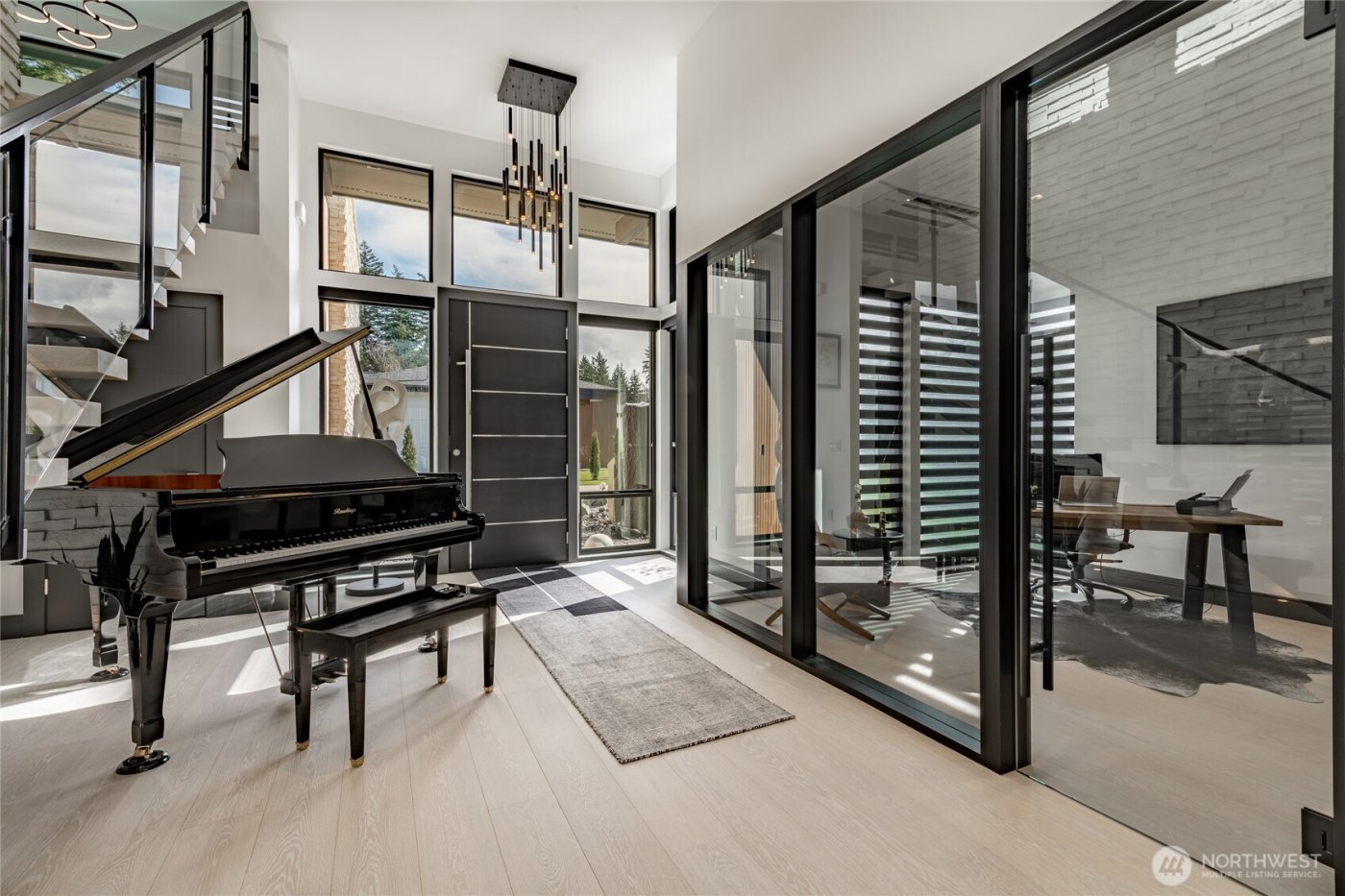 5684 Lux Lane , Blaine, WA 98230