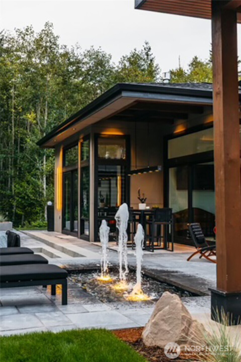 5684 Lux Lane , Blaine, WA 98230