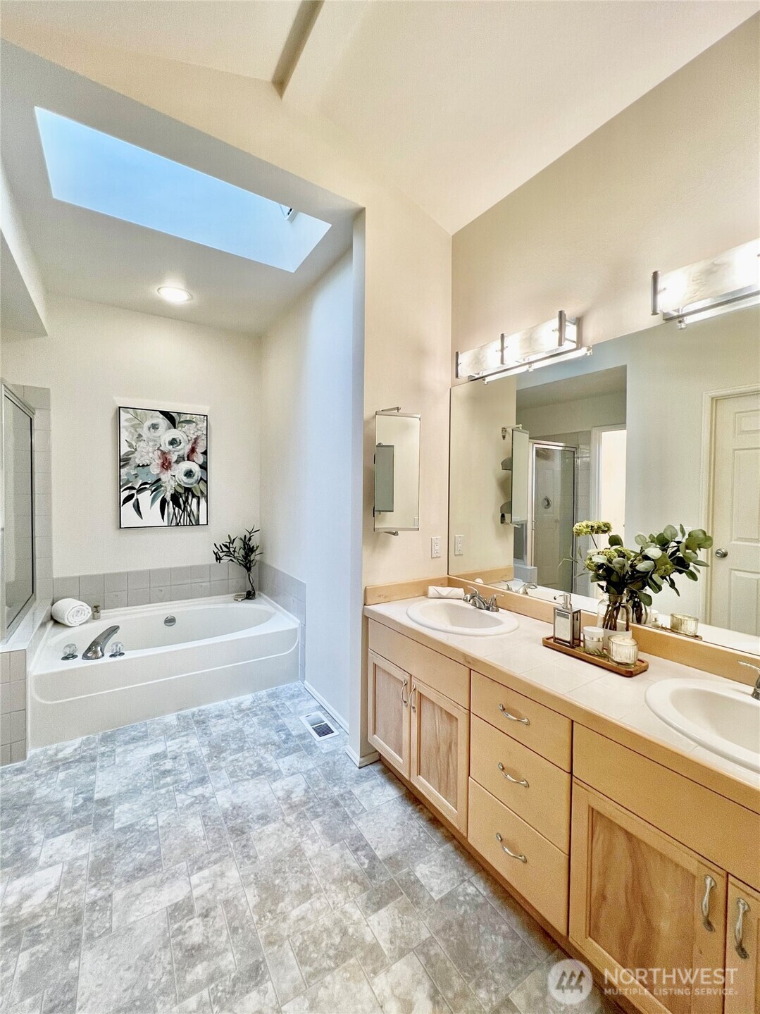 3905 178th Street SW, Lynnwood, WA 98037