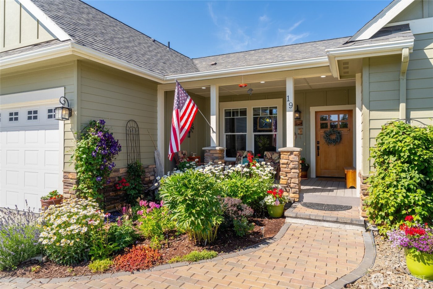 19 Cobb Court , Malaga, WA 98828