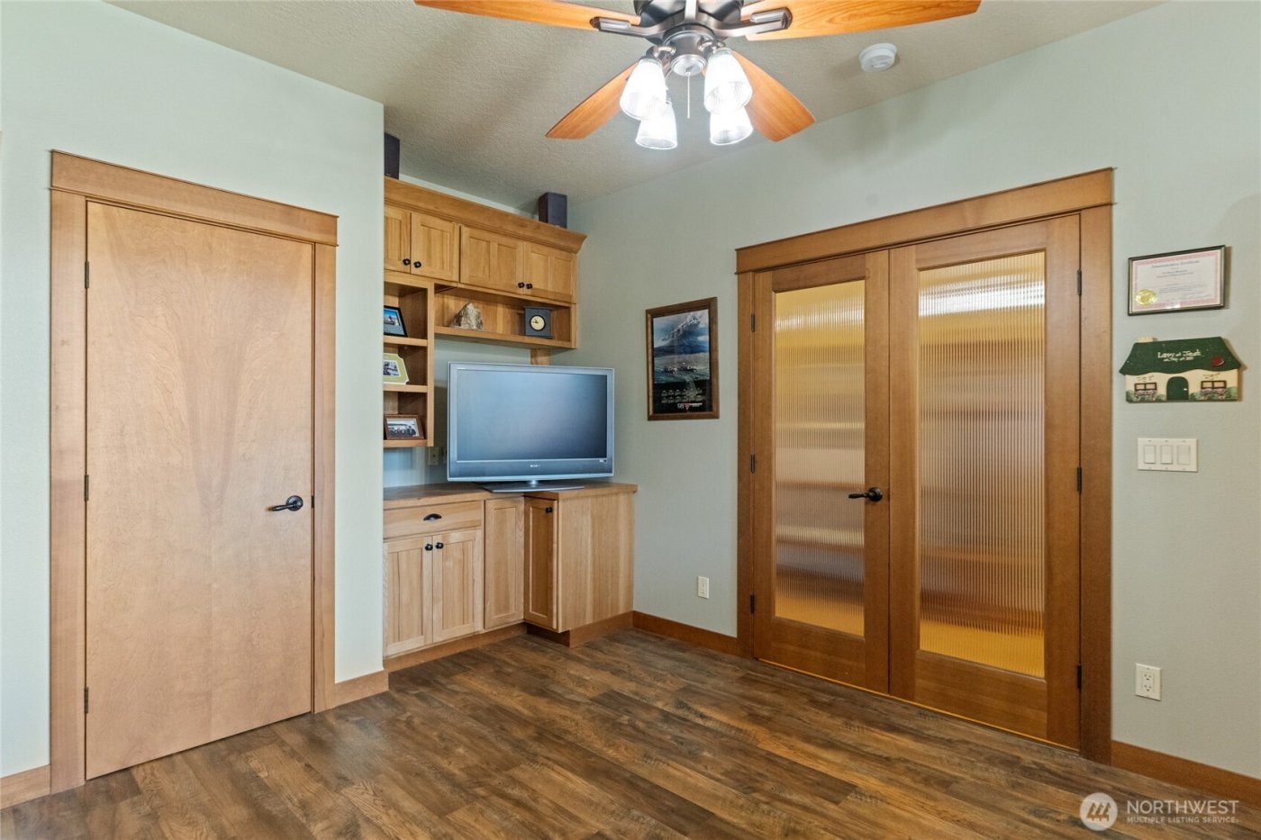 19 Cobb Court , Malaga, WA 98828