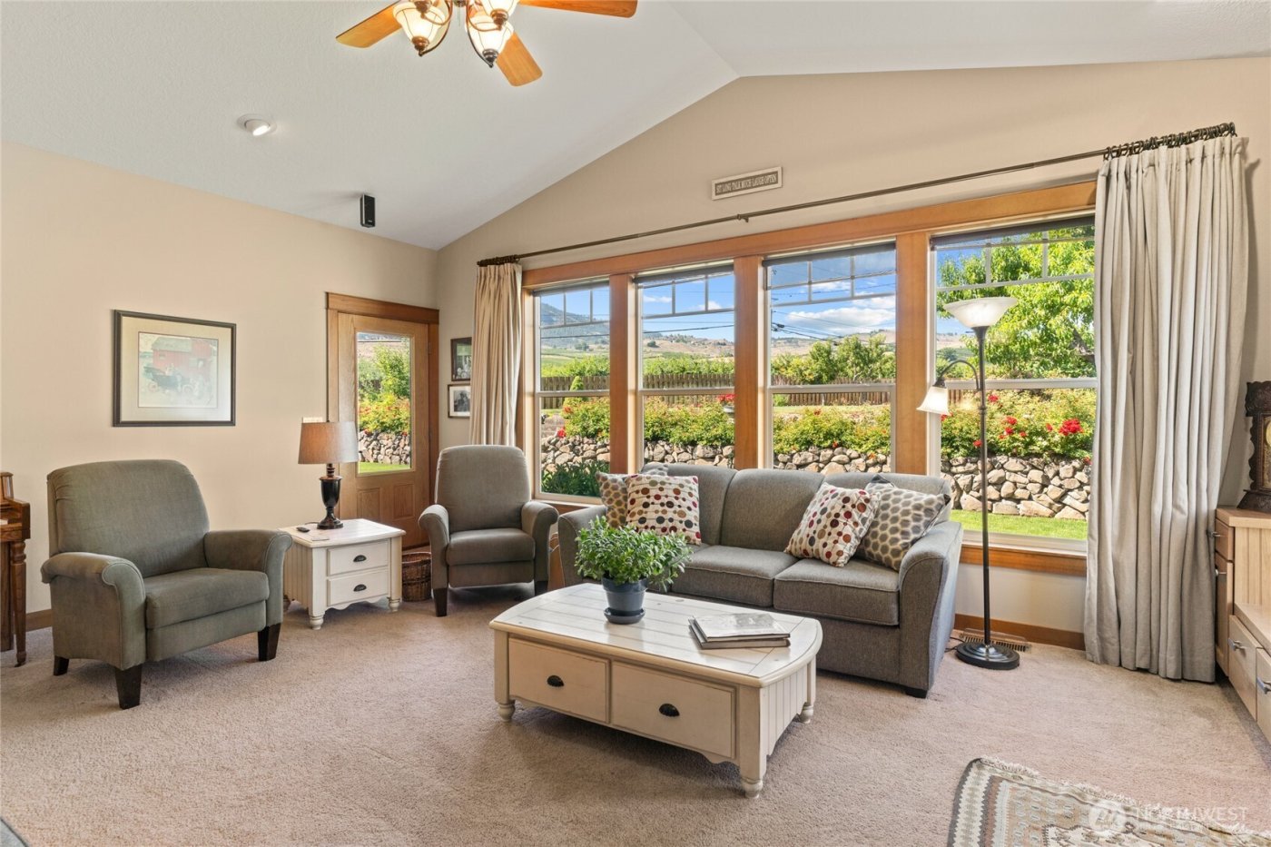19 Cobb Court , Malaga, WA 98828