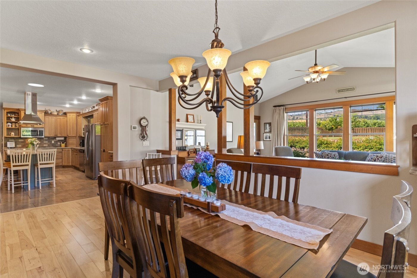 19 Cobb Court , Malaga, WA 98828