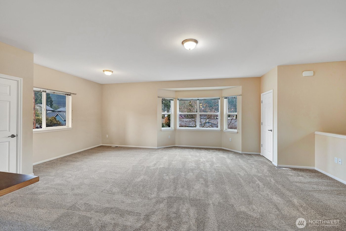 260 SE Andrews Street , Issaquah, WA 98027