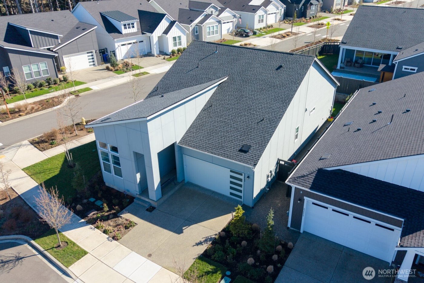 23589 SE Logan Street , Black Diamond, WA 98010