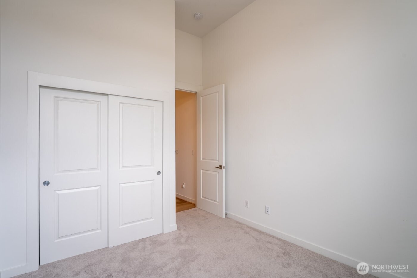 23589 SE Logan Street , Black Diamond, WA 98010