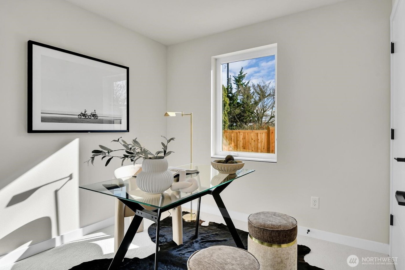 3619 SW Dakota , Seattle, WA 98126