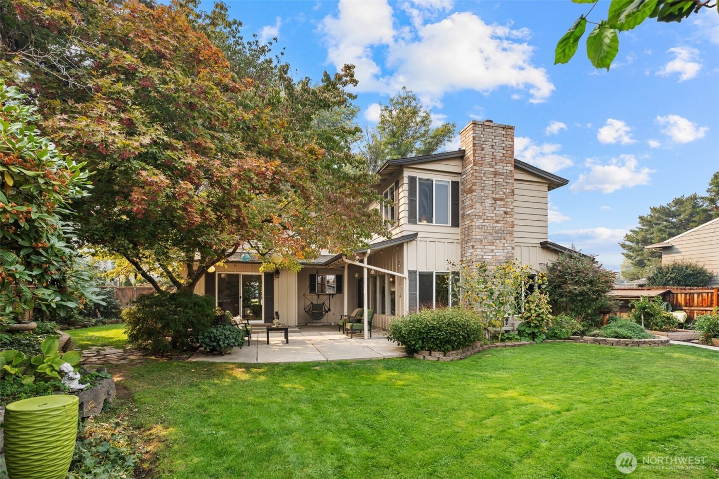 9 N Elliott Avenue , Wenatchee, WA 98801