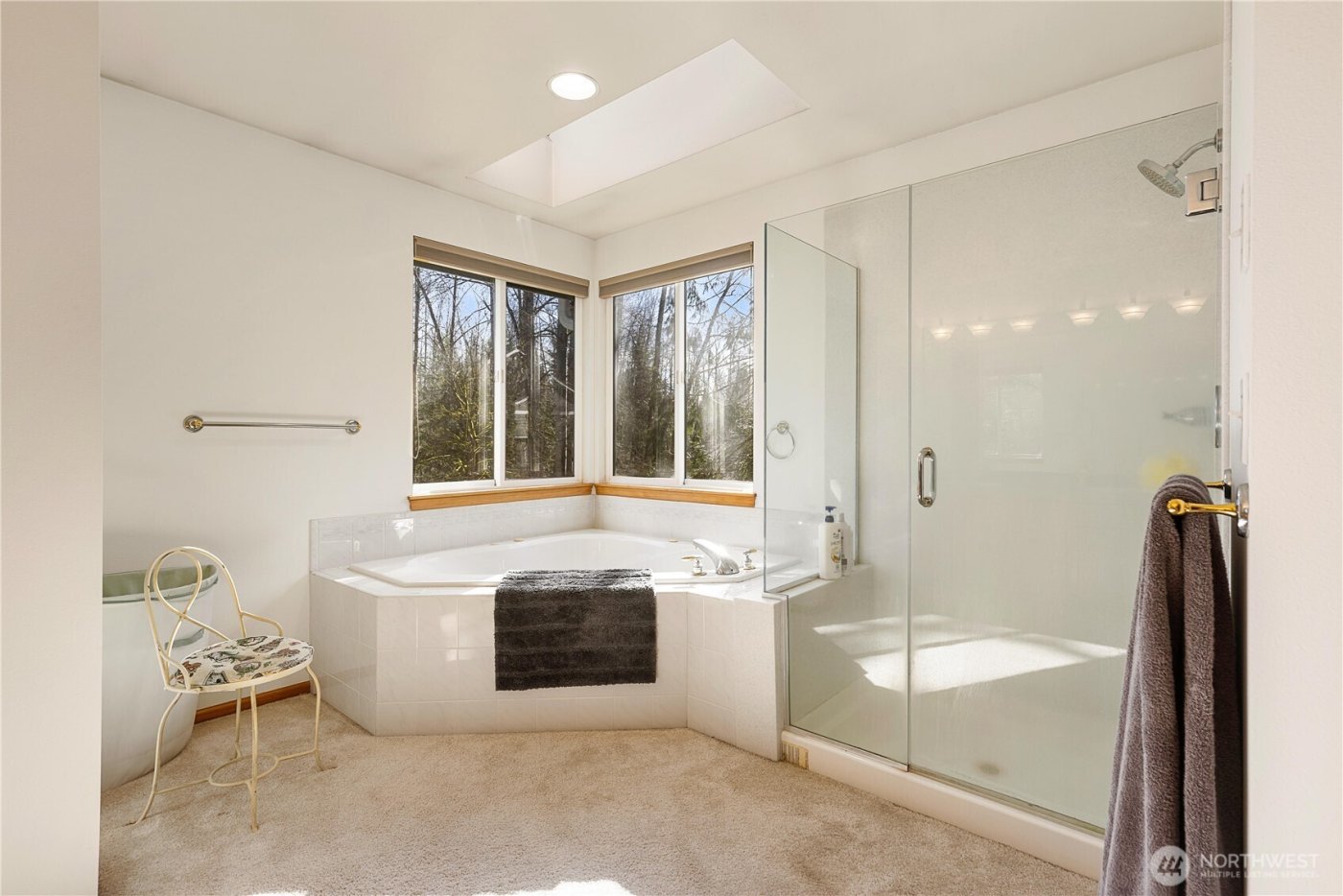 27630 NE Quail Creek Drive , Redmond, WA 98053