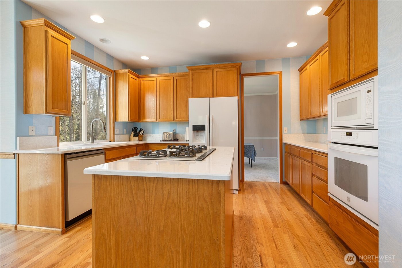 27630 NE Quail Creek Drive , Redmond, WA 98053