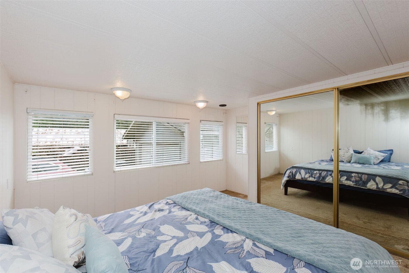 120 NE Larson Lake Lane , Belfair, WA 98528