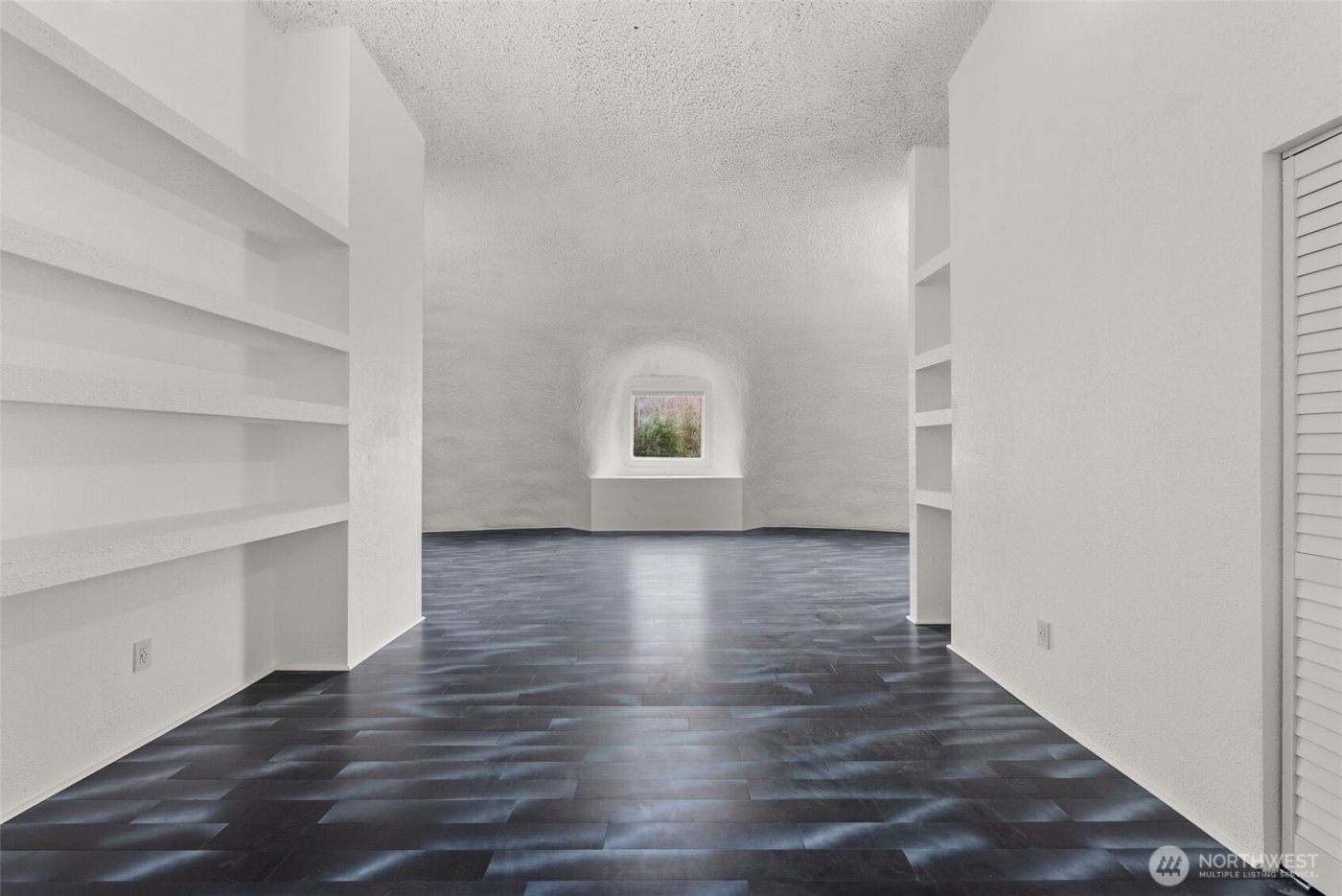 15115 Labrador Lane SW, Rochester, WA 98579