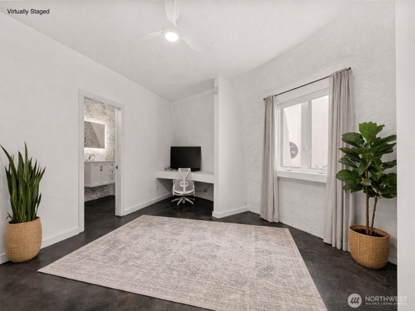 15115 Labrador Lane SW, Rochester, WA 98579