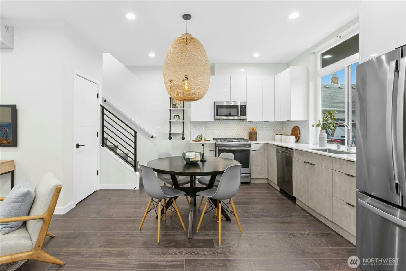 1142 NW 59th Street #B, Seattle, WA 98107