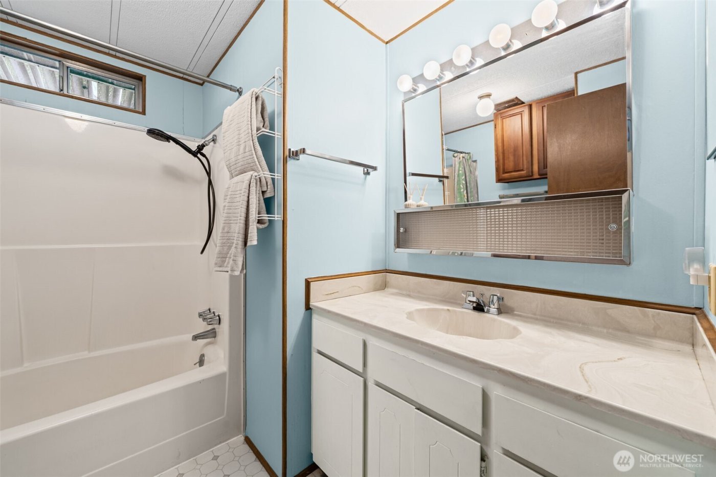 1402 22nd Street NE #11, Auburn, WA 98002