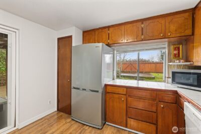 12067 Renton Avenue S, Seattle, WA 98178 - Photo 11