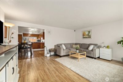 12067 Renton Avenue S, Seattle, WA 98178 - Photo 3