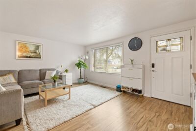 12067 Renton Avenue S, Seattle, WA 98178 - Photo 4