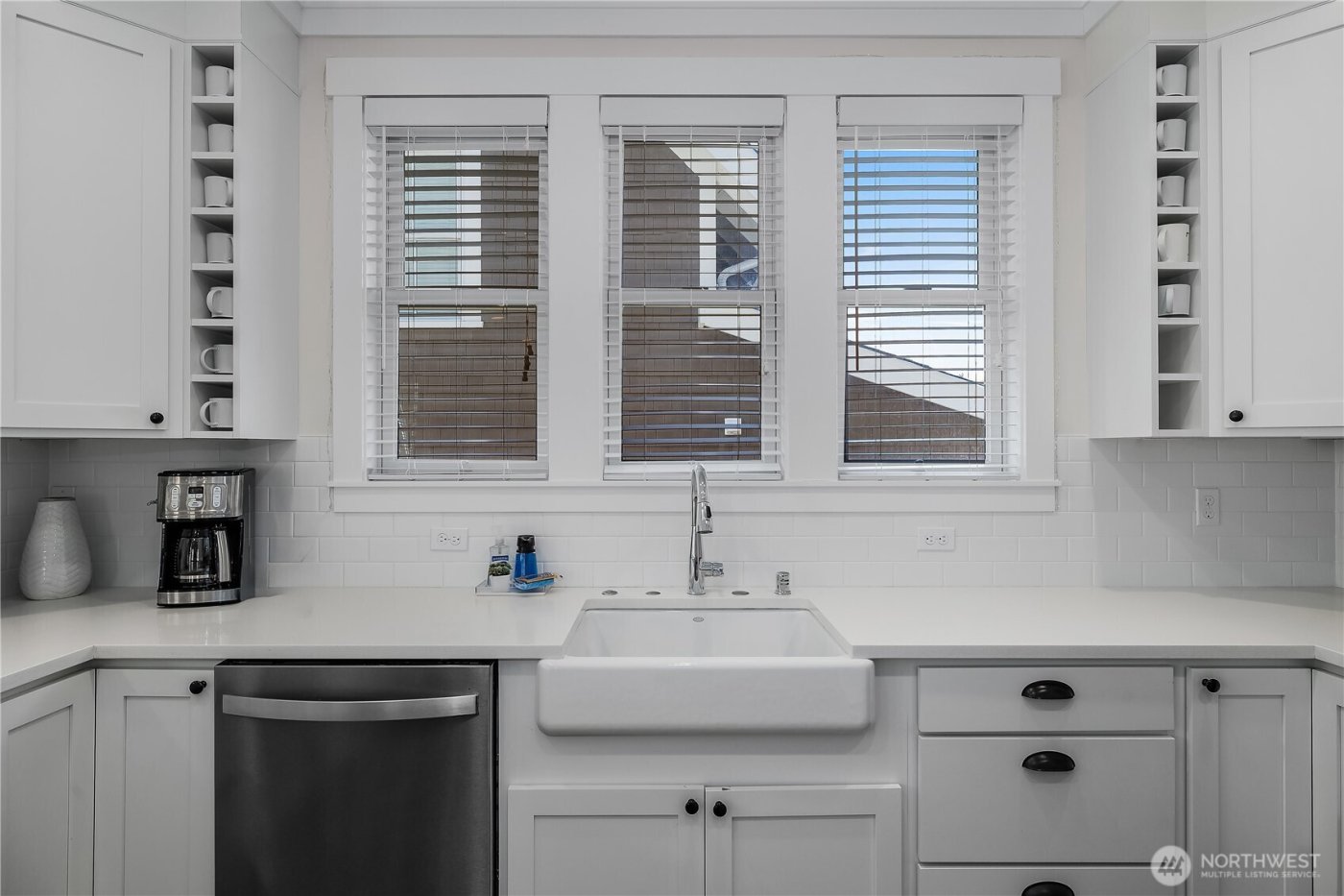 94 Horizon Street , Pacific Beach, WA 98571