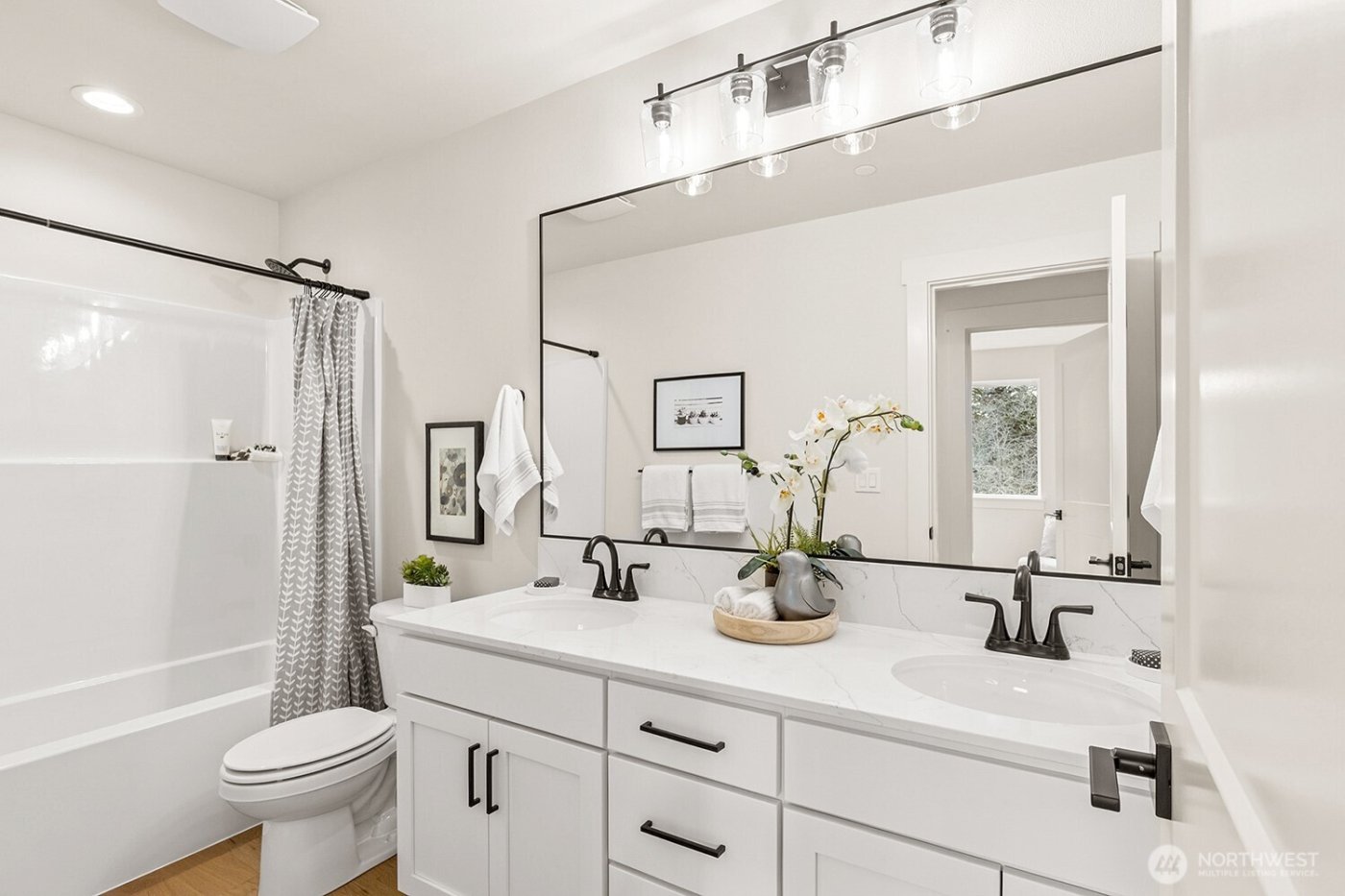 8407 NE 156th (Lot 4) Place , Kenmore, WA 98028