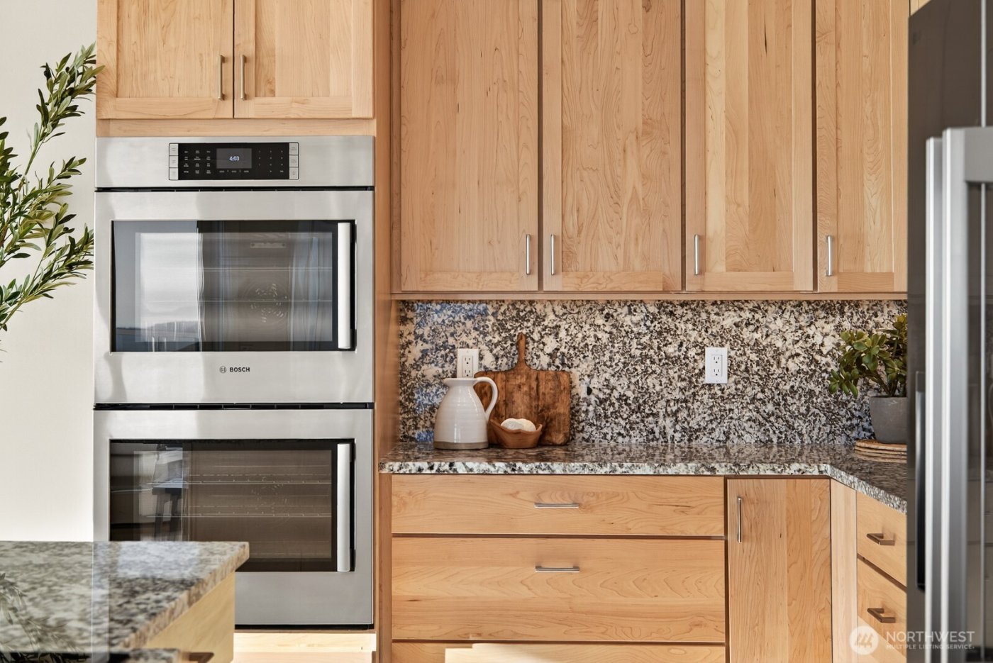 2402 Highland Drive , Anacortes, WA 98221