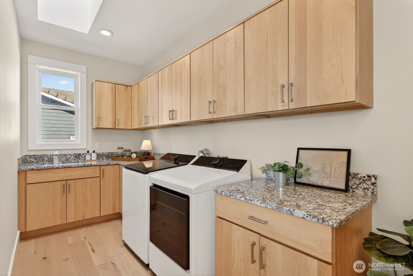 2402 Highland Drive , Anacortes, WA 98221