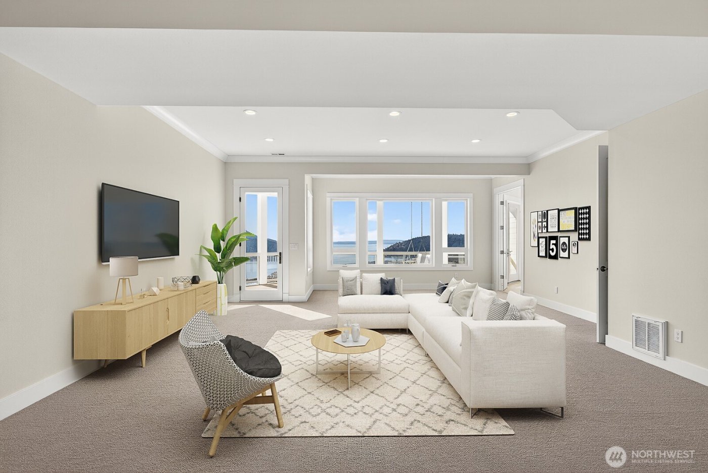 2402 Highland Drive , Anacortes, WA 98221