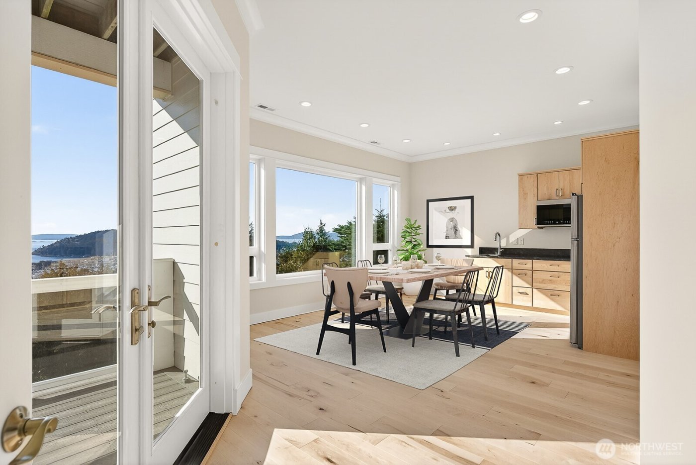 2402 Highland Drive , Anacortes, WA 98221