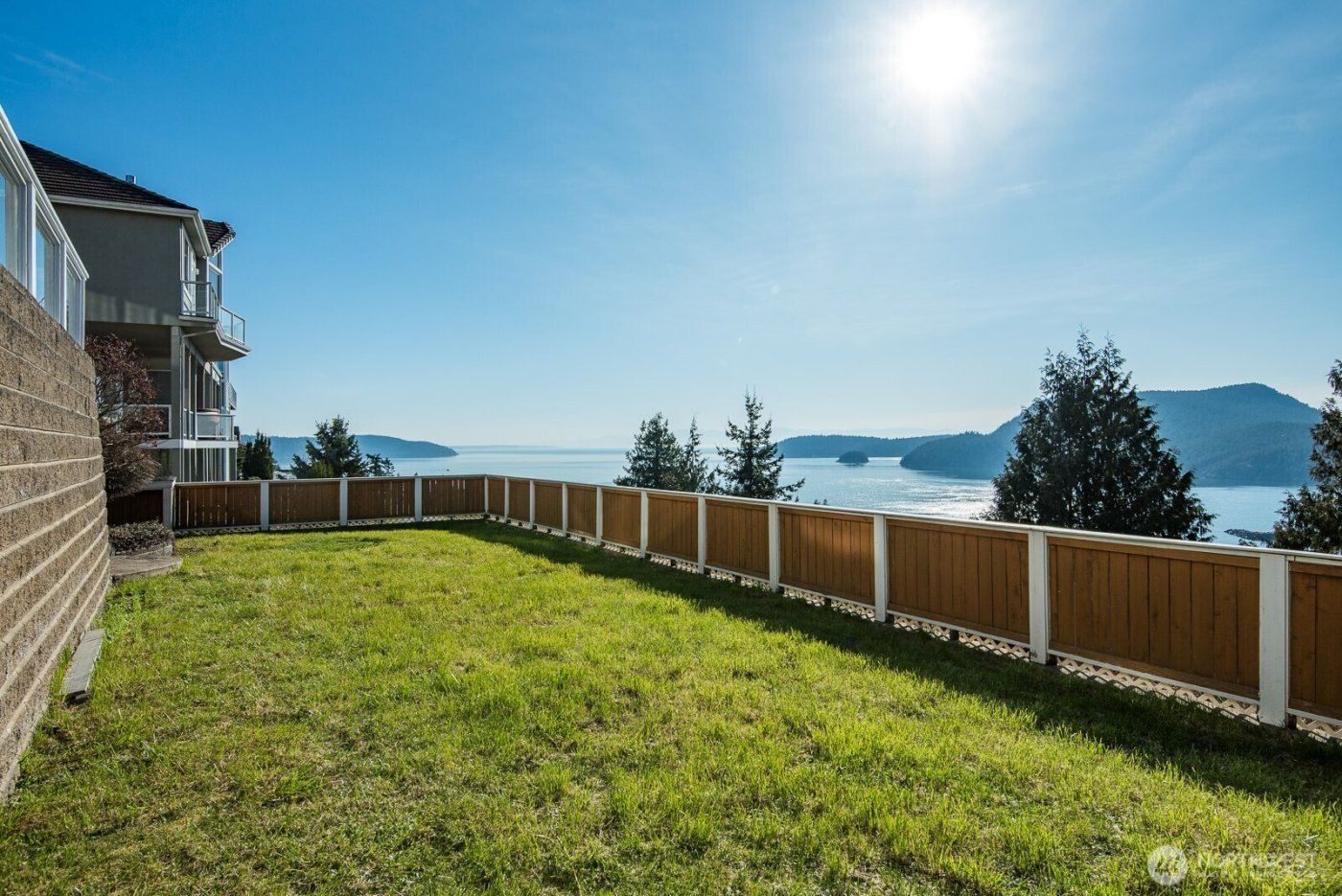 2402 Highland Drive , Anacortes, WA 98221