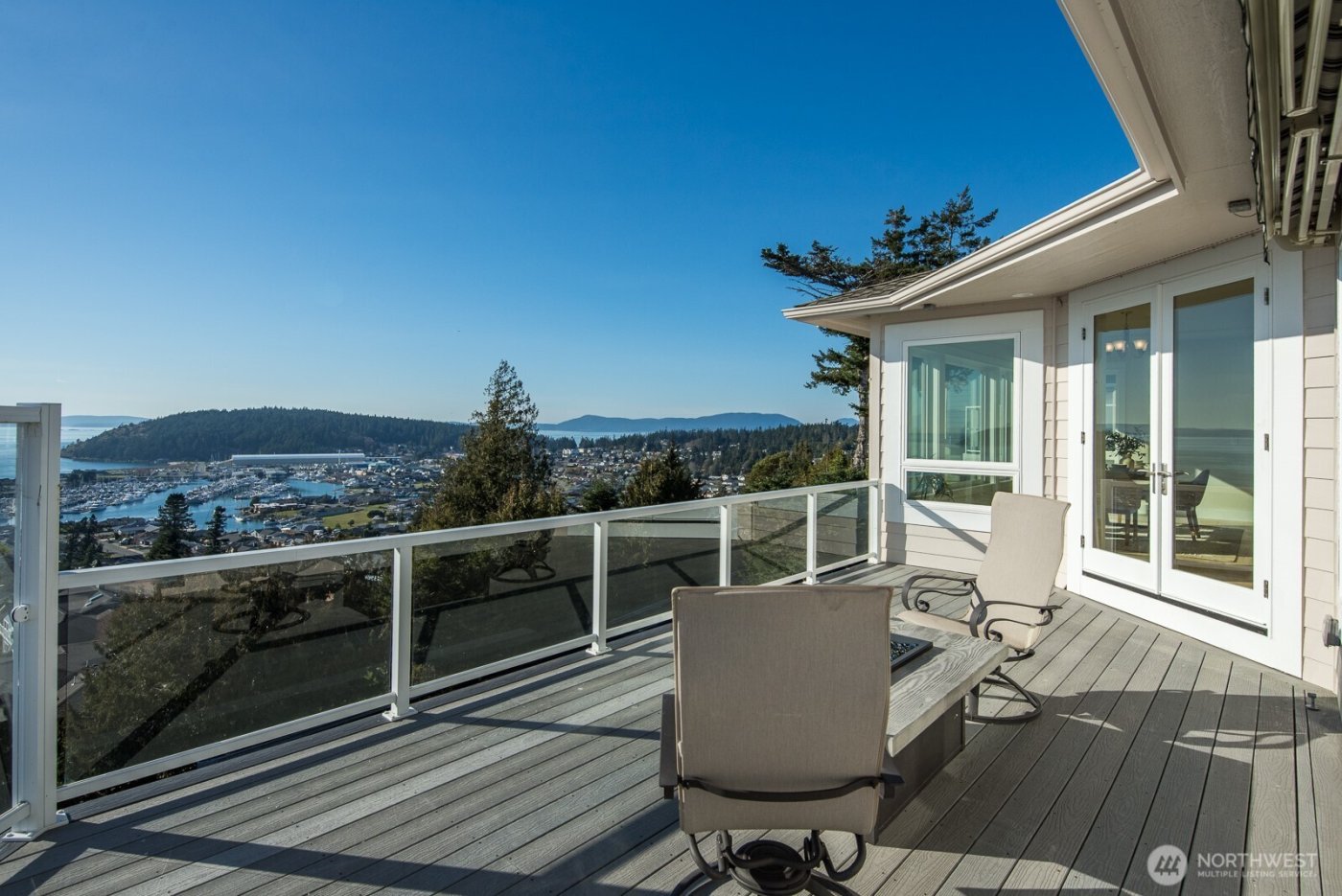 2402 Highland Drive , Anacortes, WA 98221