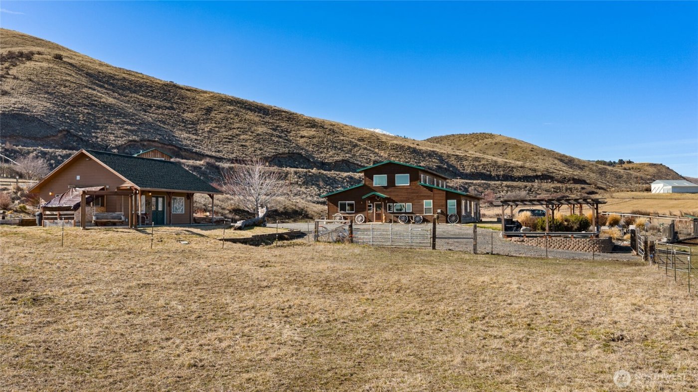520 Blazing Sky Lane , Ellensburg, WA 98926