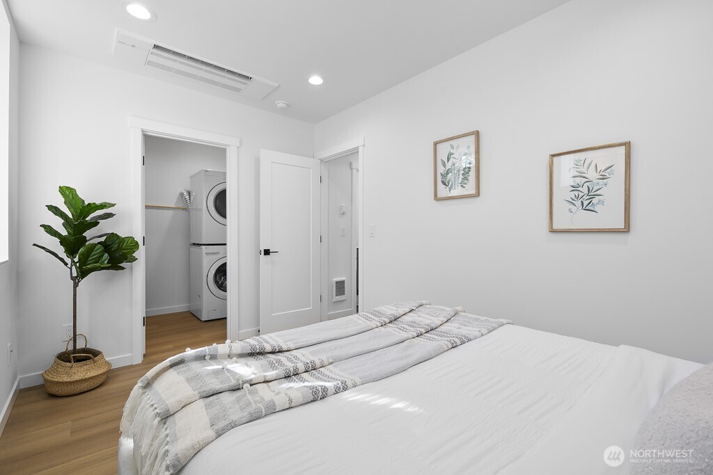 1804 B 28th Avenue S, Seattle, WA 98144