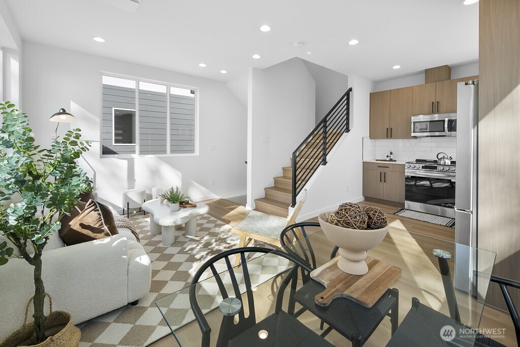 1804 B 28th Avenue S, Seattle, WA 98144