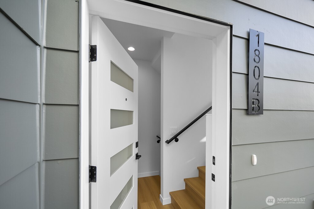 1804 B 28th Avenue S, Seattle, WA 98144