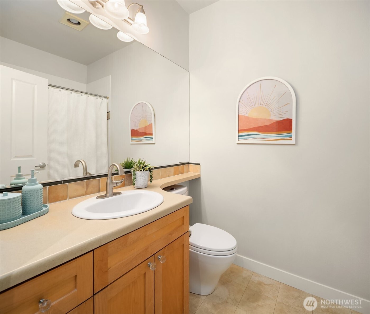 1000 Cabin Creek Lane SW #B204, Issaquah, WA 98027