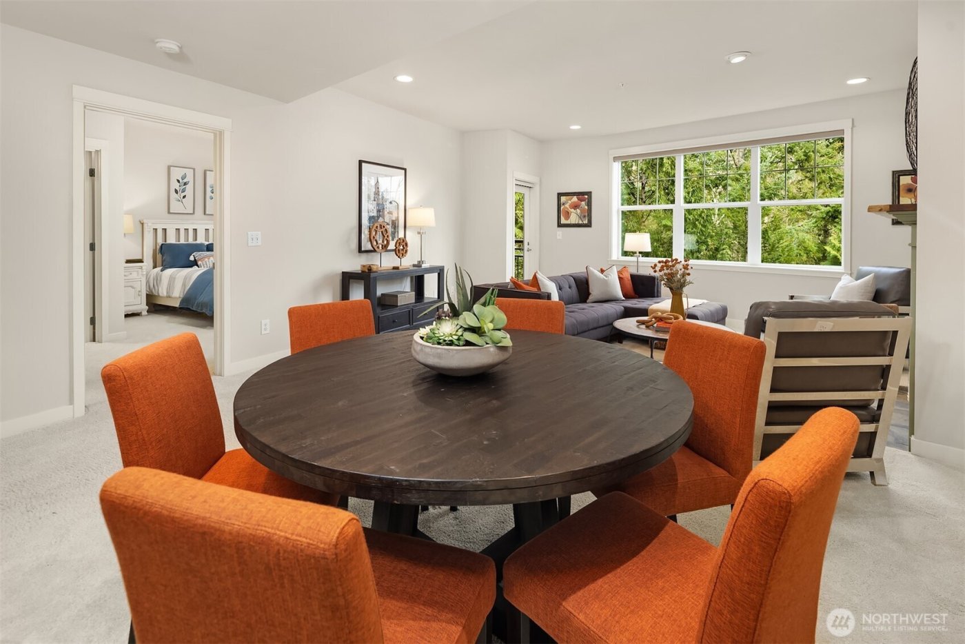 1000 Cabin Creek Lane SW #B204, Issaquah, WA 98027