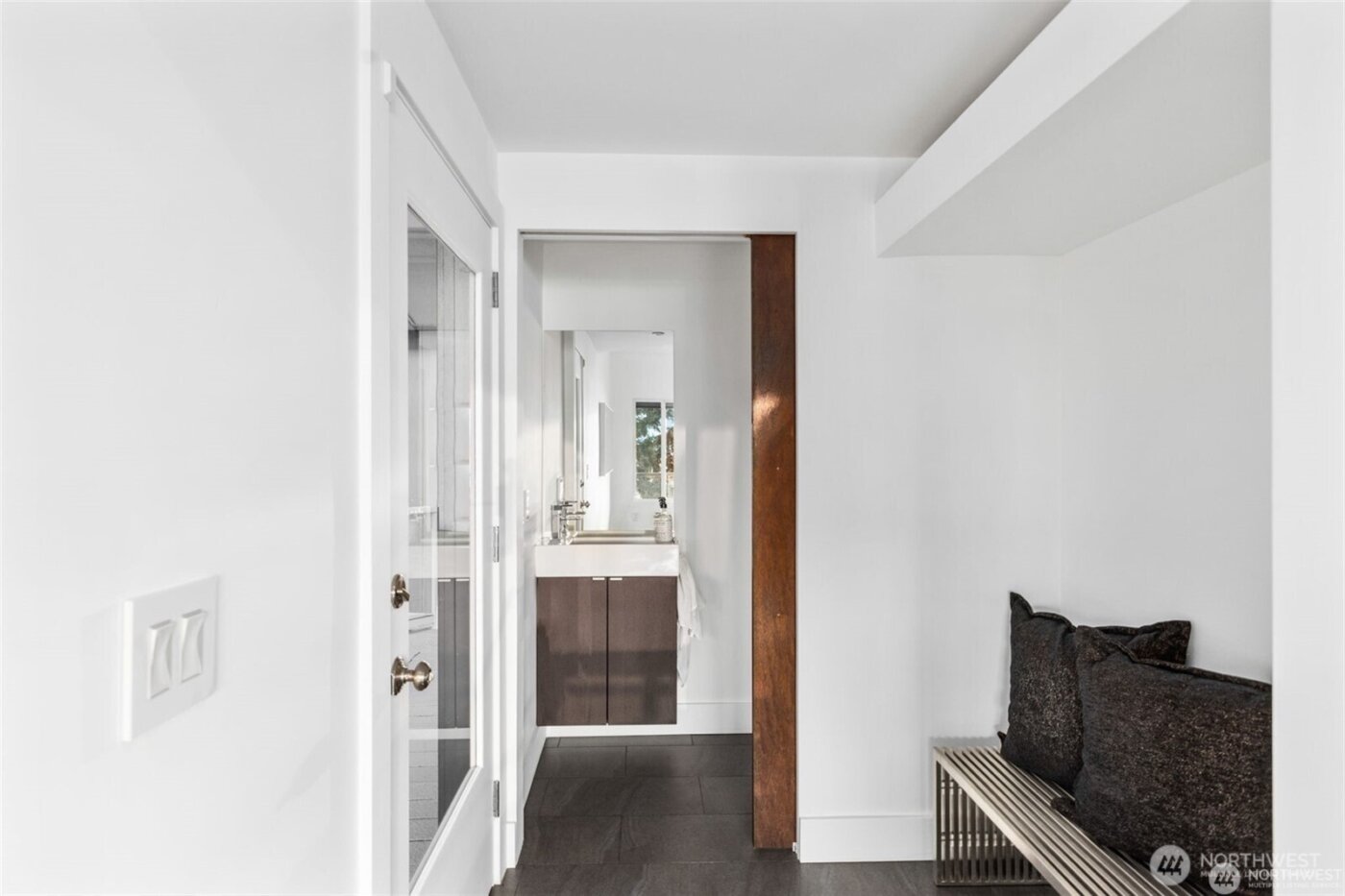 15733 25th Avenue SW, Burien, WA 98166