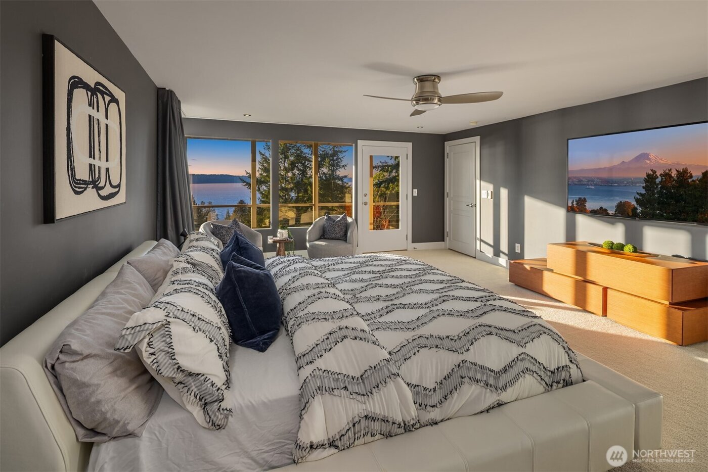 15733 25th Avenue SW, Burien, WA 98166