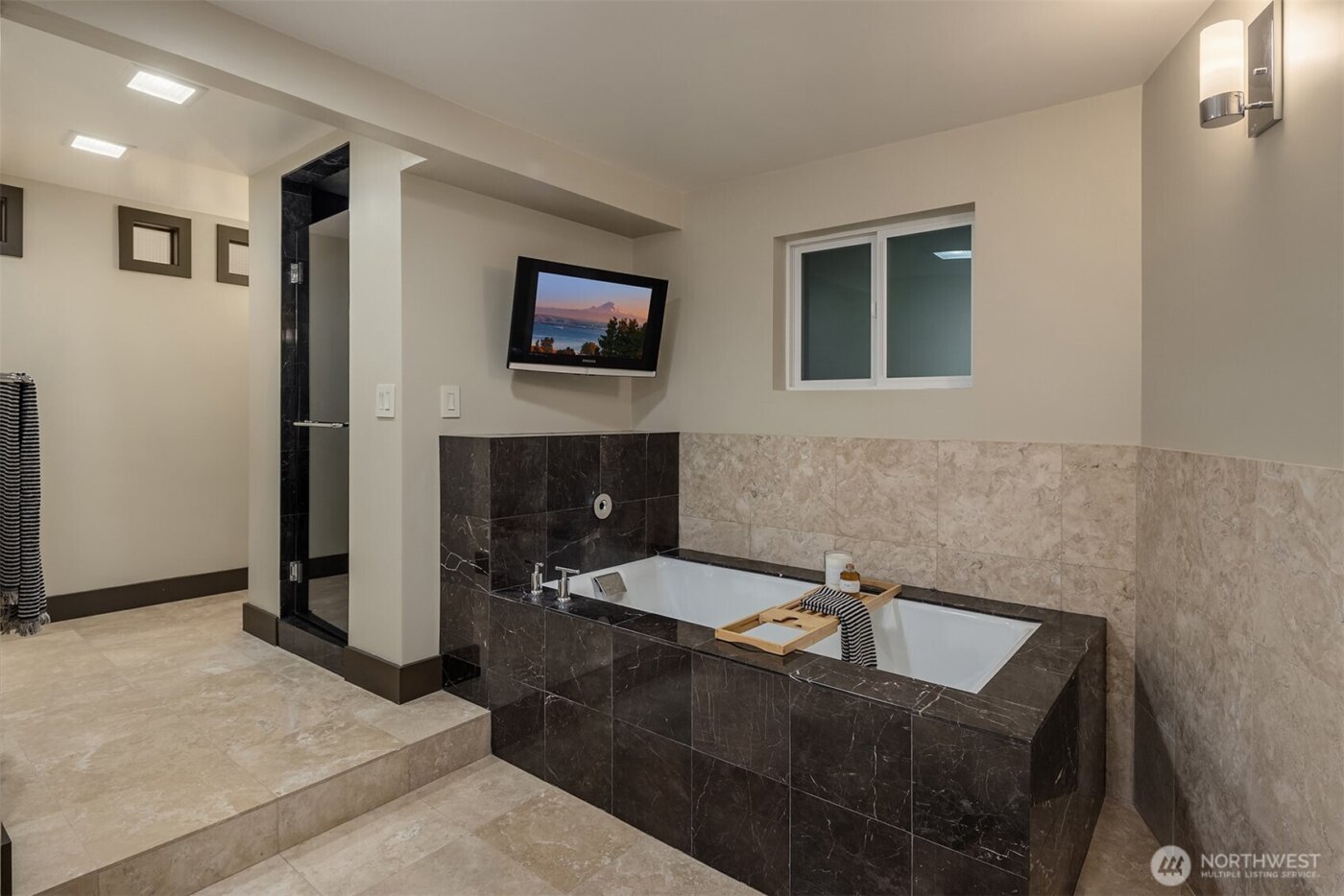 15733 25th Avenue SW, Burien, WA 98166