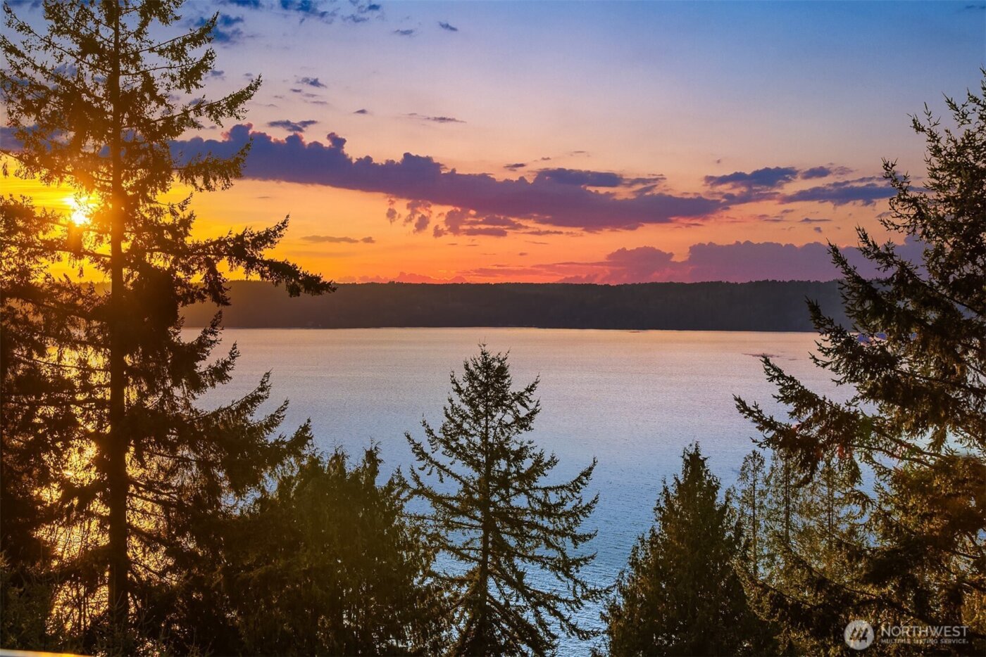 15733 25th Avenue SW, Burien, WA 98166